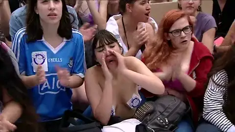 Estudiantes de las principales ciudades españolas se movilizan al grito de "no es abuso, es violación" Estudiantes de las principales ciudades españolas se movilizan al grito de "no es abuso, es violación"