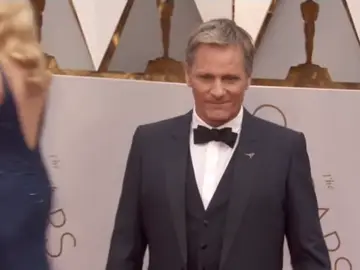 Viggo Mortensen ficha por Omnium Cultural Viggo Mortensen ficha por Omnium Cultural