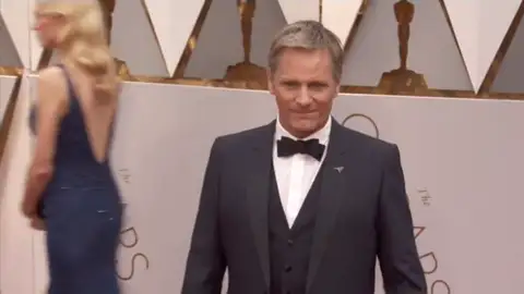 Viggo Mortensen ficha por Omnium Cultural Viggo Mortensen ficha por Omnium Cultural