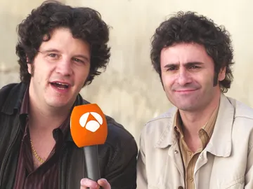 Touriñán y Xúlio Abonjo: "Charlines reales, esto es un homenaje, desde el más profundo cariño" Touriñán y Xúlio Abonjo: "Charlines reales, esto es un homenaje, desde el más profundo cariño"