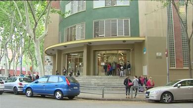 Un juez condena a la Generalitat por no atajar el acoso que sufría un alumno de Barcelona