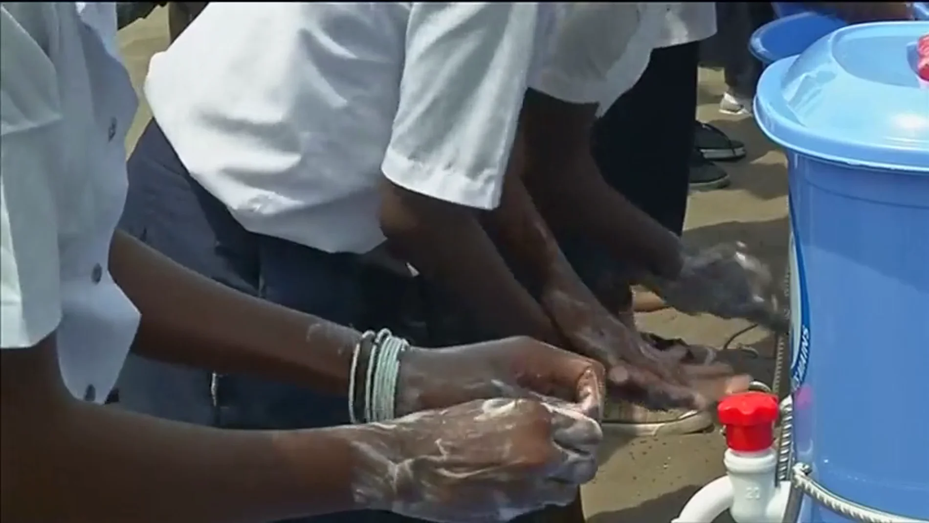 La Organización Mundial de la Salud se prepara para el "peor escenario" ante brote de ébola en el Congo La Organización Mundial de la Salud se prepara para el "peor escenario" ante brote de ébola en el Congo