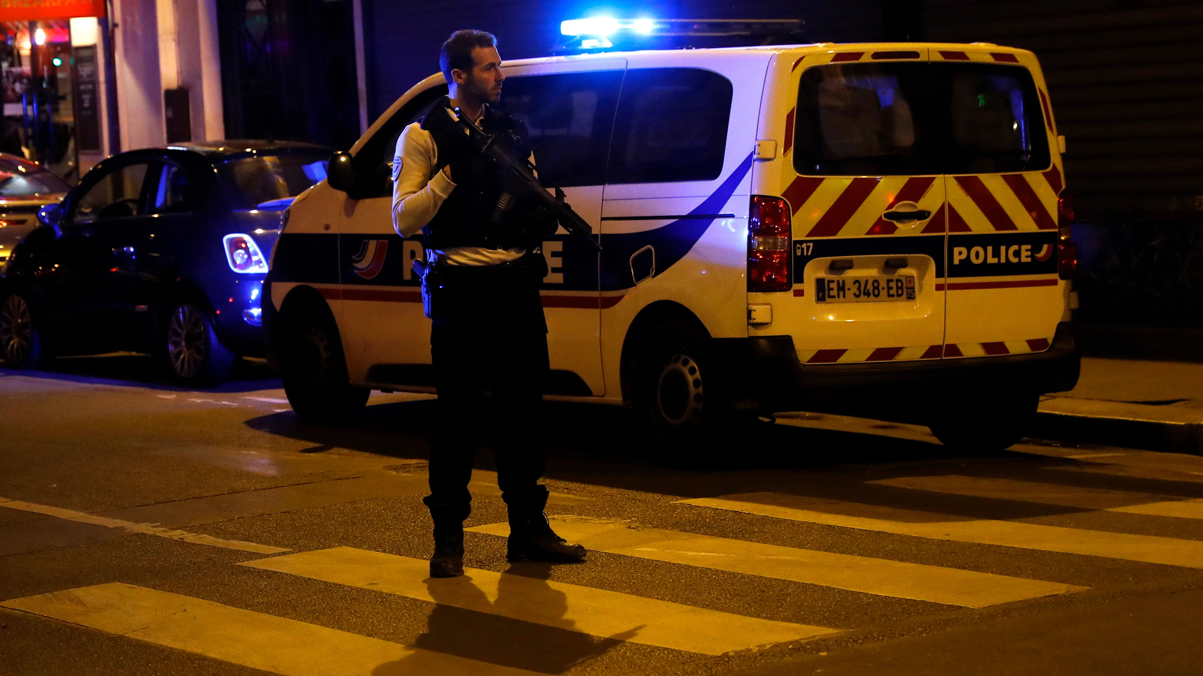 Polic&iacute;a franc&eacute;s