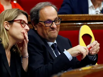 Quim Torra, junto a Elsa Artadi en el Parlament Quim Torra, junto a Elsa Artadi en el Parlament