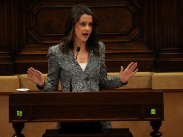 Inés Arrimadas en la segunda sesión del debate de investidura