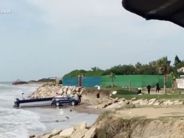 Los narcos del Estrecho se enfrentan a las fuerzas de seguridad