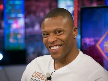Julio Baptista cuenta en 'El Hormiguero 3.0' lo perfeccionista que es… ¡hasta con sus calzoncillos! Julio Baptista cuenta en 'El Hormiguero 3.0' lo perfeccionista que es… ¡hasta con sus calzoncillos!