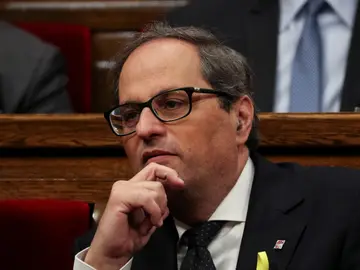 Noticias 1 Antena 3 (14-05-18) Quim Torra, elegido presidente de Cataluña con 66 votos a favor y las cuatro abstenciones de la CUP Noticias 1 Antena 3 (14-05-18) Quim Torra, elegido presidente de Cataluña con 66 votos a favor y las cuatro abstenciones de la CUP