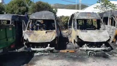 La Policía investiga un incendio en Algeciras que ha acabado con seis ambulancias calcinadas 