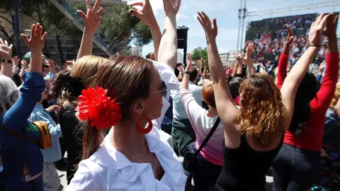 Imagen de personas bailando flamenco Imagen de personas bailando flamenco