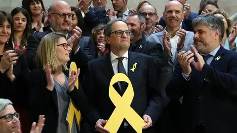 Quim Torra con un lazo amarillo Quim Torra con un lazo amarillo