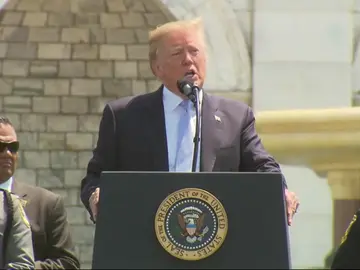 Trump pide la pena de muerte para los criminales que maten a policías en Estados Unidos Trump pide la pena de muerte para los criminales que maten a policías en Estados Unidos