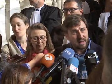La Fiscalía belga rechaza la entrega a España de los exconsejeros Comín, Serret y Puig por "defectos de forma" La Fiscalía belga rechaza la entrega a España de los exconsejeros Comín, Serret y Puig por "defectos de forma"