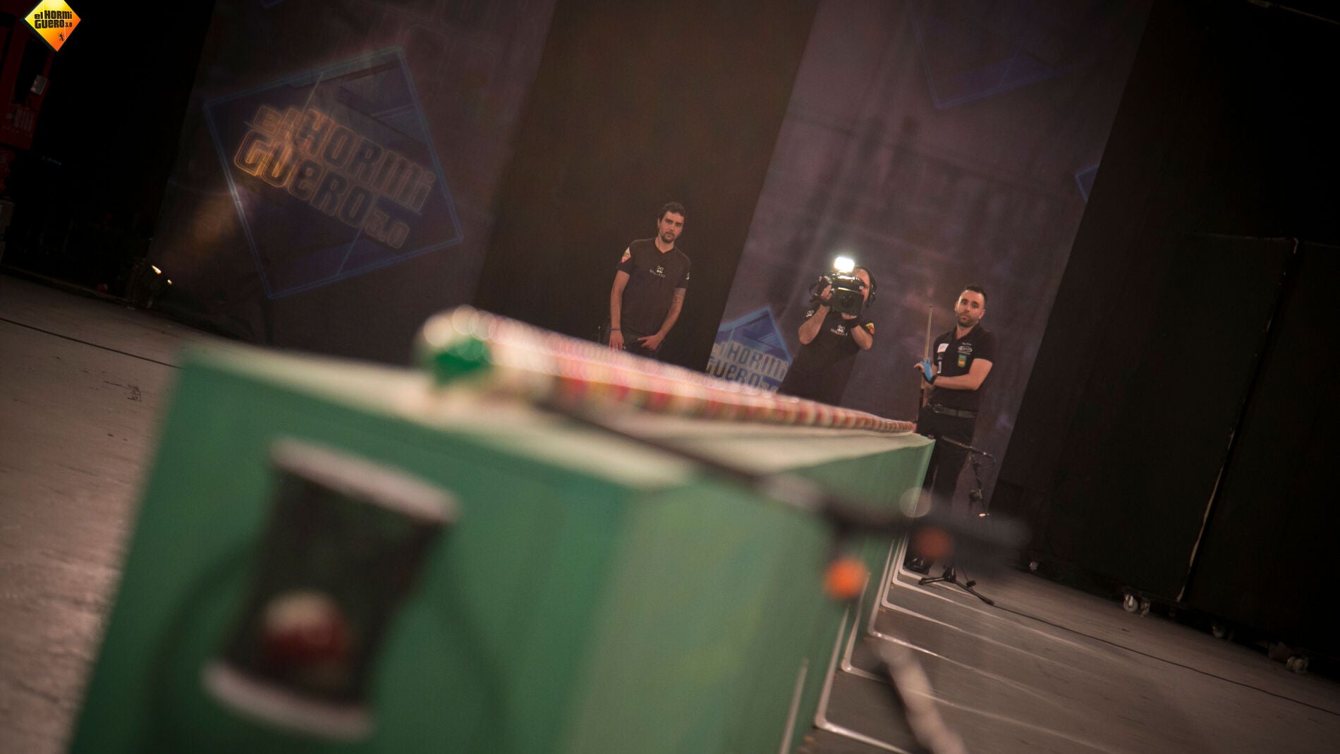 Marron ense&ntilde;a "la carambola imposible" en 'El Hormiguero 3.0'