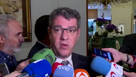 Nadal, optimista acerca del impacto del petróleo sobre la economía española Nadal, optimista acerca del impacto del petróleo sobre la economía española