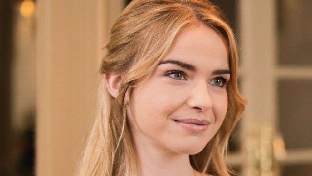 María Lima es Antolina