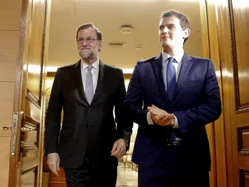 El presidente del Gobierno, Mariano Rajoy, y el líder de Ciudadanos, Albert Rivera El presidente del Gobierno, Mariano Rajoy, y el líder de Ciudadanos, Albert Rivera