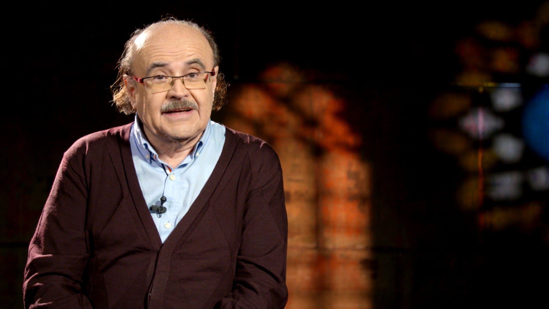 El reto de adaptar un libro a una serie de televisi&oacute;n, por Rodolf Sirera 