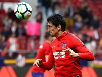 Savic, durante un calentamiento del Atlético de Madrid Savic, durante un calentamiento del Atlético de Madrid