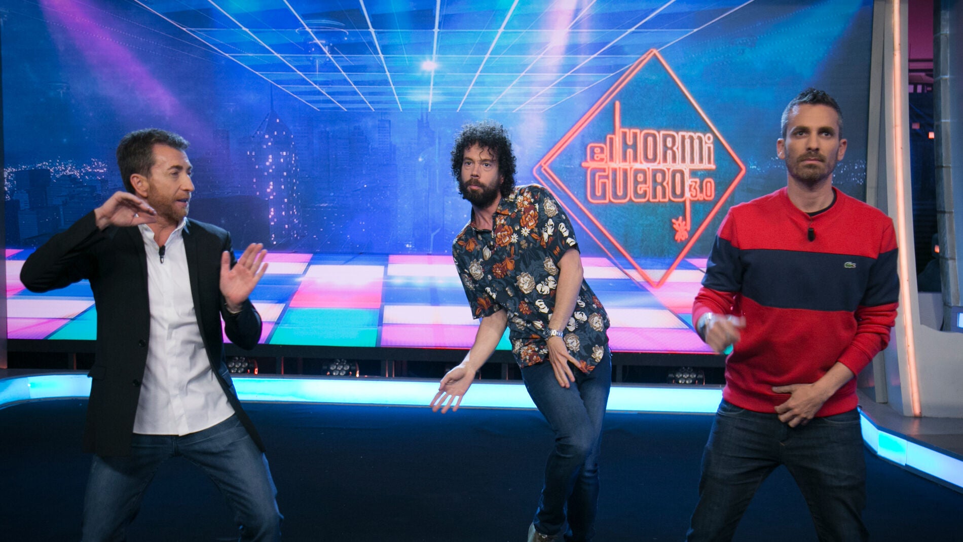 Juan y Damiana reivindican el uso del tel&eacute;fono m&oacute;vil en 'El Hormiguero 3.0'