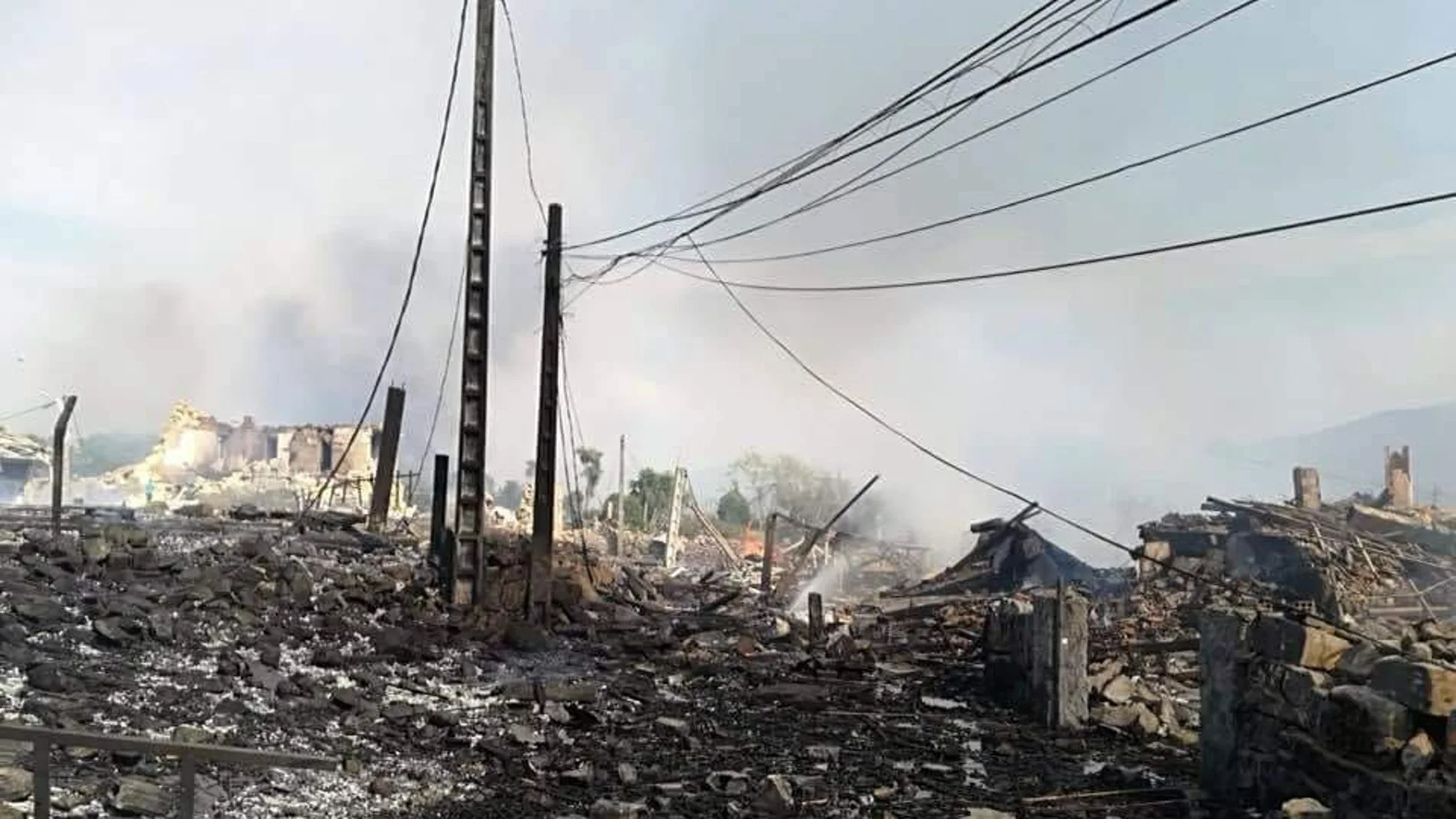La zona zero de la explosión en Tui La zona zero de la explosión en Tui