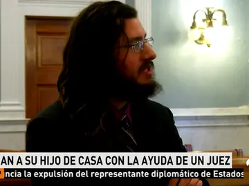 Un juez da la razón a unos padres que demandaron a su hijo de 30 años por no querer independizarse Un juez da la razón a unos padres que demandaron a su hijo de 30 años por no querer independizarse