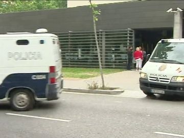 Cinco de los 29 detenidos en la operación Estela llegan a la Ciutat de la Justicia de Barcelona Cinco de los 29 detenidos en la operación Estela llegan a la Ciutat de la Justicia de Barcelona