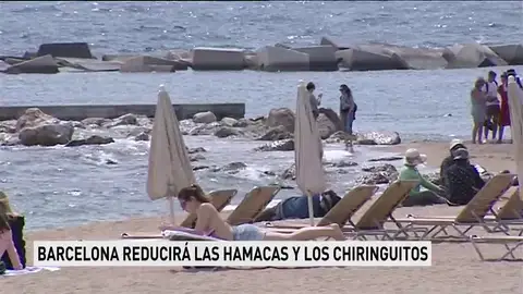 Barcelona reducirá la hamacas y los chiringuitos Barcelona reducirá la hamacas y los chiringuitos