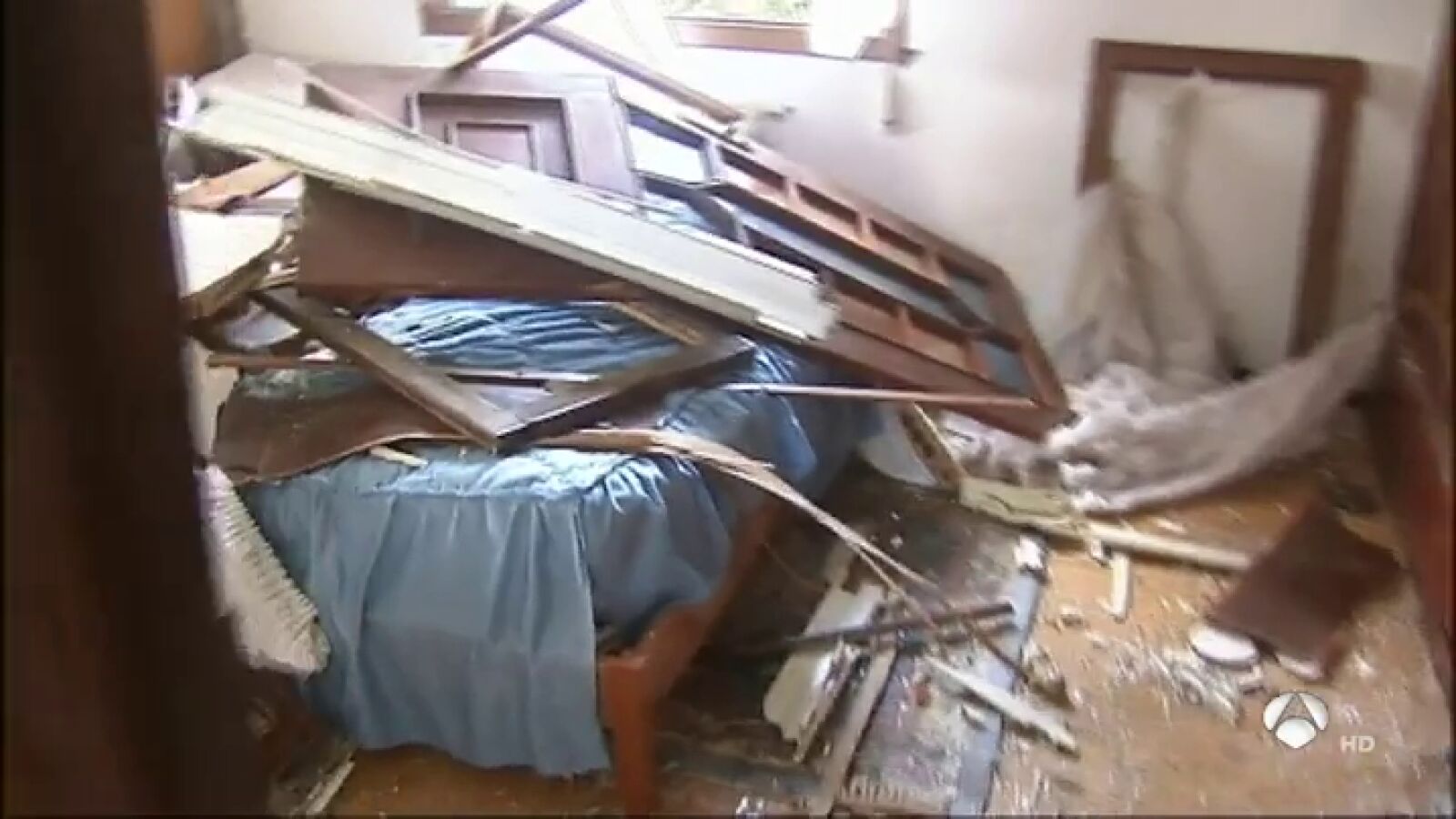 La juez insta desde hace meses al ayuntamiento de Tui a destruir la pirotecnia del detenido por la explosión