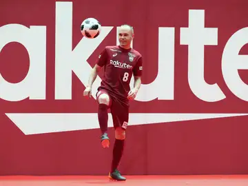 Iniesta en su presentación con el Vissel Kobe Iniesta en su presentación con el Vissel Kobe