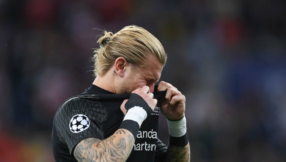 Karius, entre lágrimas