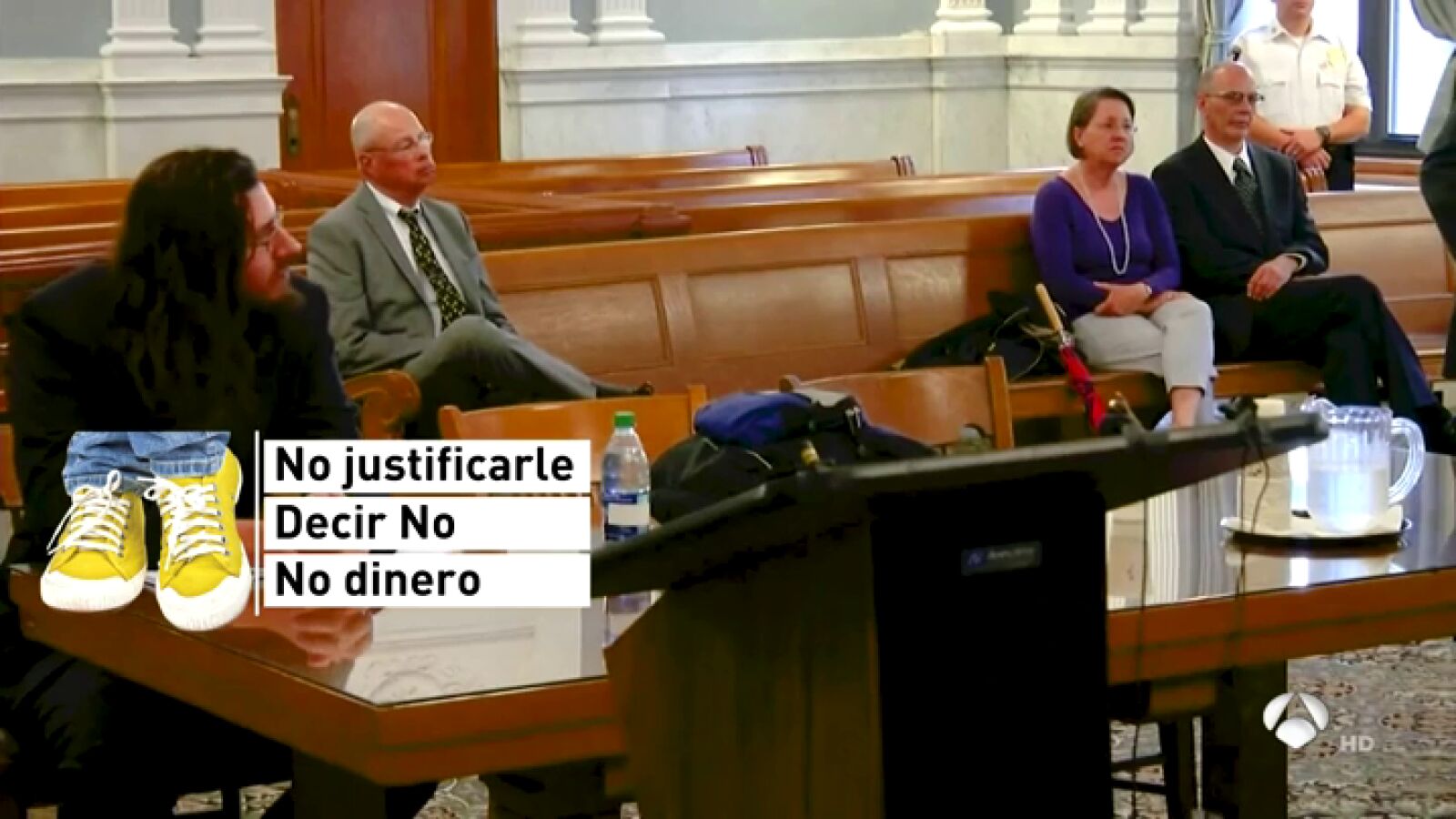 Un juez da la razón a unos padres que demandaron a su hijo de 30 años por no querer independizarse