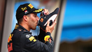 Daniel Ricciardo logra la victoria en Mónaco con Carlos Sainz décimo y Fernando Alonso K.O.