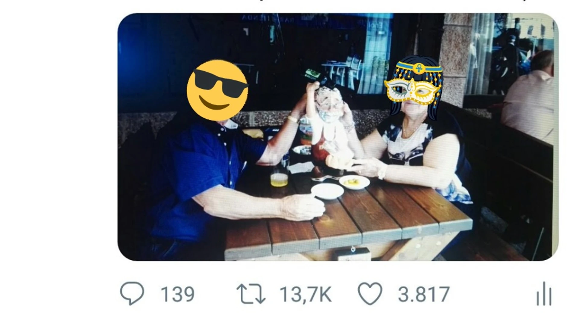 Imagen de la pareja que perdió sus fotos de vacaciones Imagen de la pareja que perdió sus fotos de vacaciones