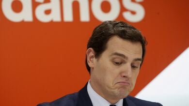 Rivera, dispuesto a hablar con Rajoy si pone 