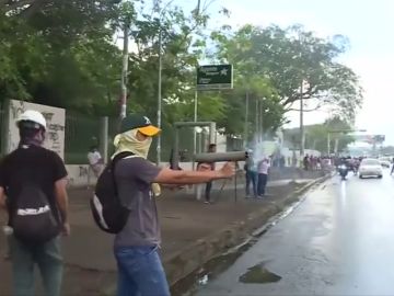 Se reanuda el diálogo en Nicaragua pese a nueva jornada de violencia