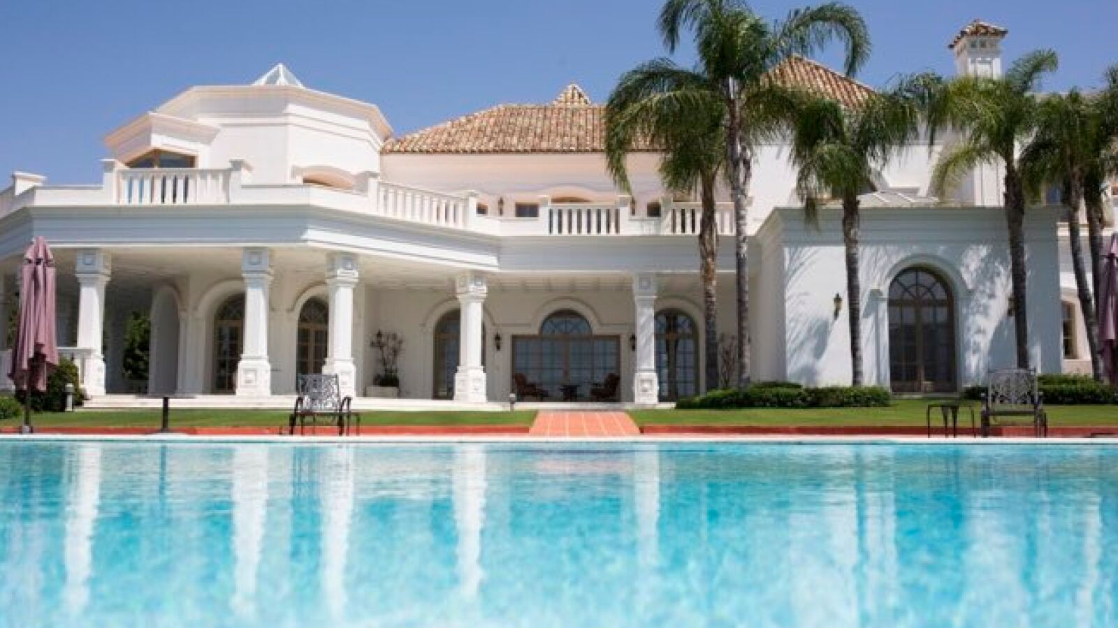 La lujosa vivienda en Marbella donde Paloma Cuevas y Luis Miguel se quedarán estos días: 