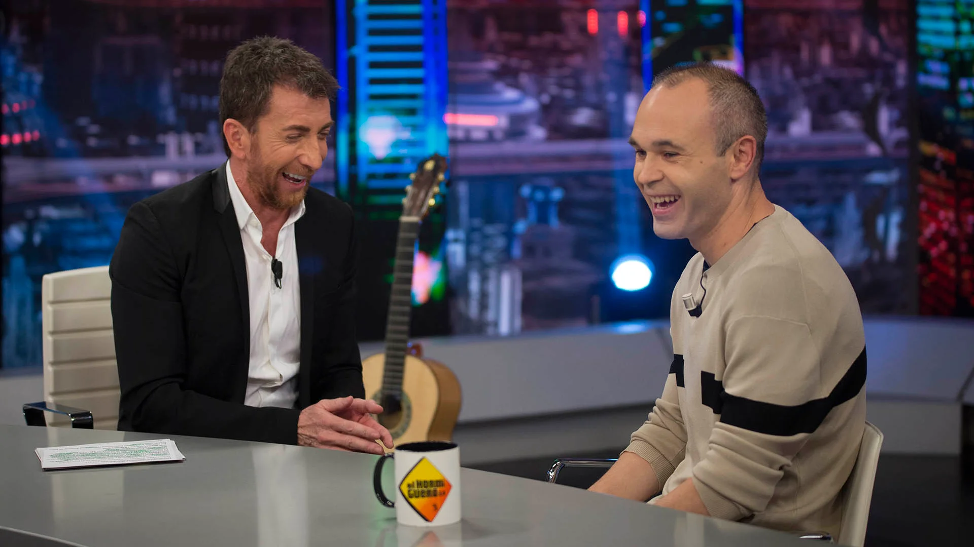 "Los tímidos tenemos otras tácticas", Andrés Iniesta desvela en 'El Hormiguero 3.0' cómo conquistó a su mujer