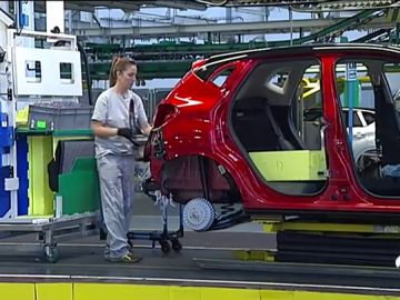 Renault cancela 1.200 puestos de trabajo en Valladolid y Palencia Renault cancela 1.200 puestos de trabajo en Valladolid y Palencia