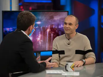 Andrés Iniesta habla en 'El Hormiguero 3.0' de una de las etapas más duras de su vida: "Vas sintiendo que no eres tú y que no disfrutas de las cosas" Andrés Iniesta habla en 'El Hormiguero 3.0' de una de las etapas más duras de su vida: "Vas sintiendo que no eres tú y que no disfrutas de las cosas"