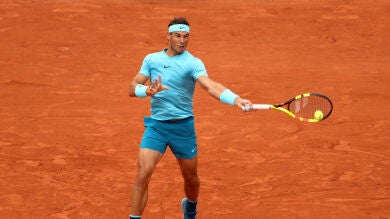 Nadal se estrena en Roland Garros con triunfo ante Bolelli en tres sets