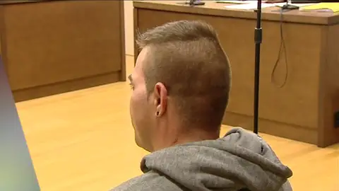 Declara ante el juez el padre acusado de secuestrar a su hijo durante 12 días Declara ante el juez el padre acusado de secuestrar a su hijo durante 12 días