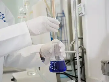 Imagen de archivo de un estudio internacional de investigación para mejorar el tratamiento de la esclerosis múltiple Imagen de archivo de un estudio internacional de investigación para mejorar el tratamiento de la esclerosis múltiple