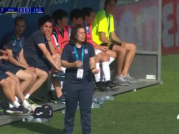 <p>Jara Cuenca, primera mujer en entrenar en LaLiga Promises: "Es importante que esto deje de ser noticia"</p> <p>Jara Cuenca, primera mujer en entrenar en LaLiga Promises: "Es importante que esto deje de ser noticia"</p>
