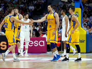 El Herbalife, ante el Real Madrid El Herbalife, ante el Real Madrid