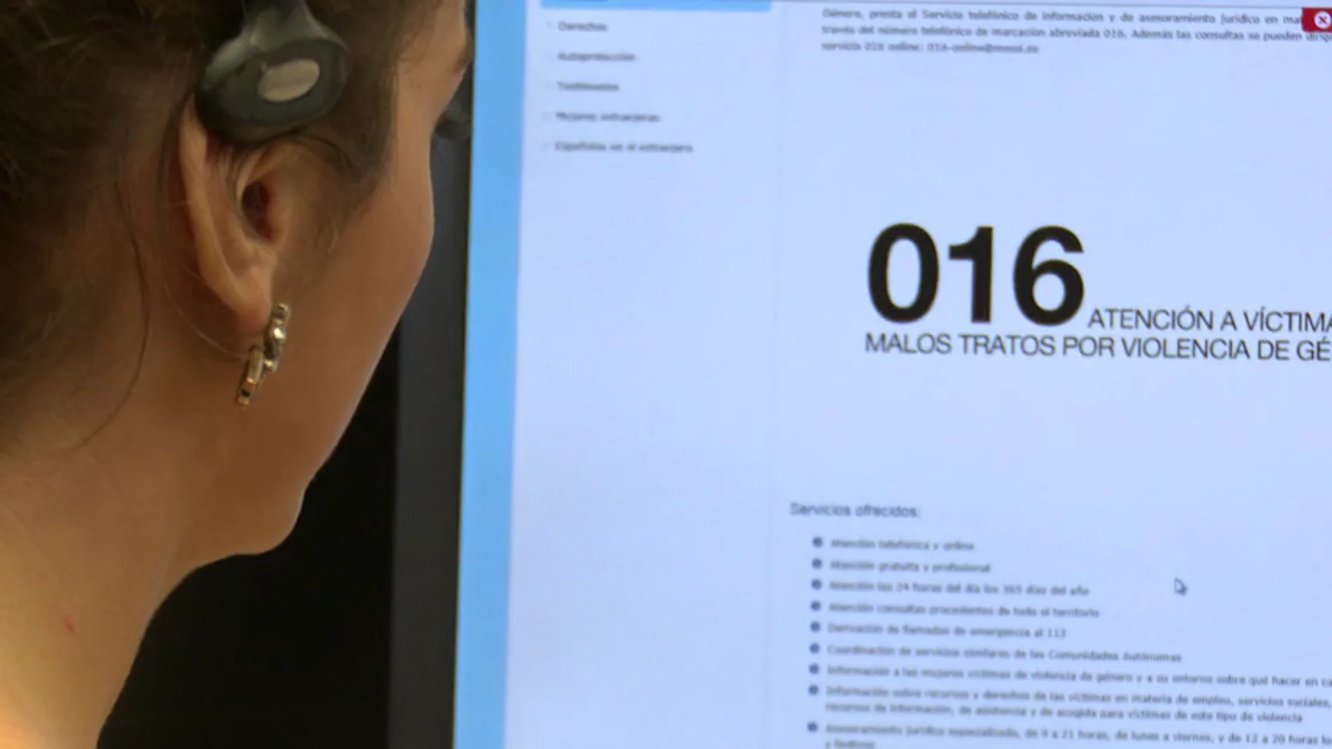 <p>016, el teléfono contra el maltrato podría desaparecer</p> <p>016, el teléfono contra el maltrato podría desaparecer</p>