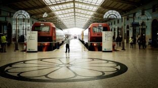Imagen de archivo de varios trenes en Portugal