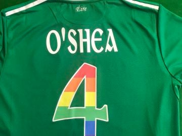 Los dorsales en apoyo a la comunidad LGTBI de la selección irlandesa