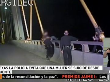 <p>La policía evita que una mujer se suicide desde un puente en Texas (EEUU)</p>