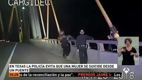 <p>La policía evita que una mujer se suicide desde un puente en Texas (EEUU)</p> <p>La policía evita que una mujer se suicide desde un puente en Texas (EEUU)</p>